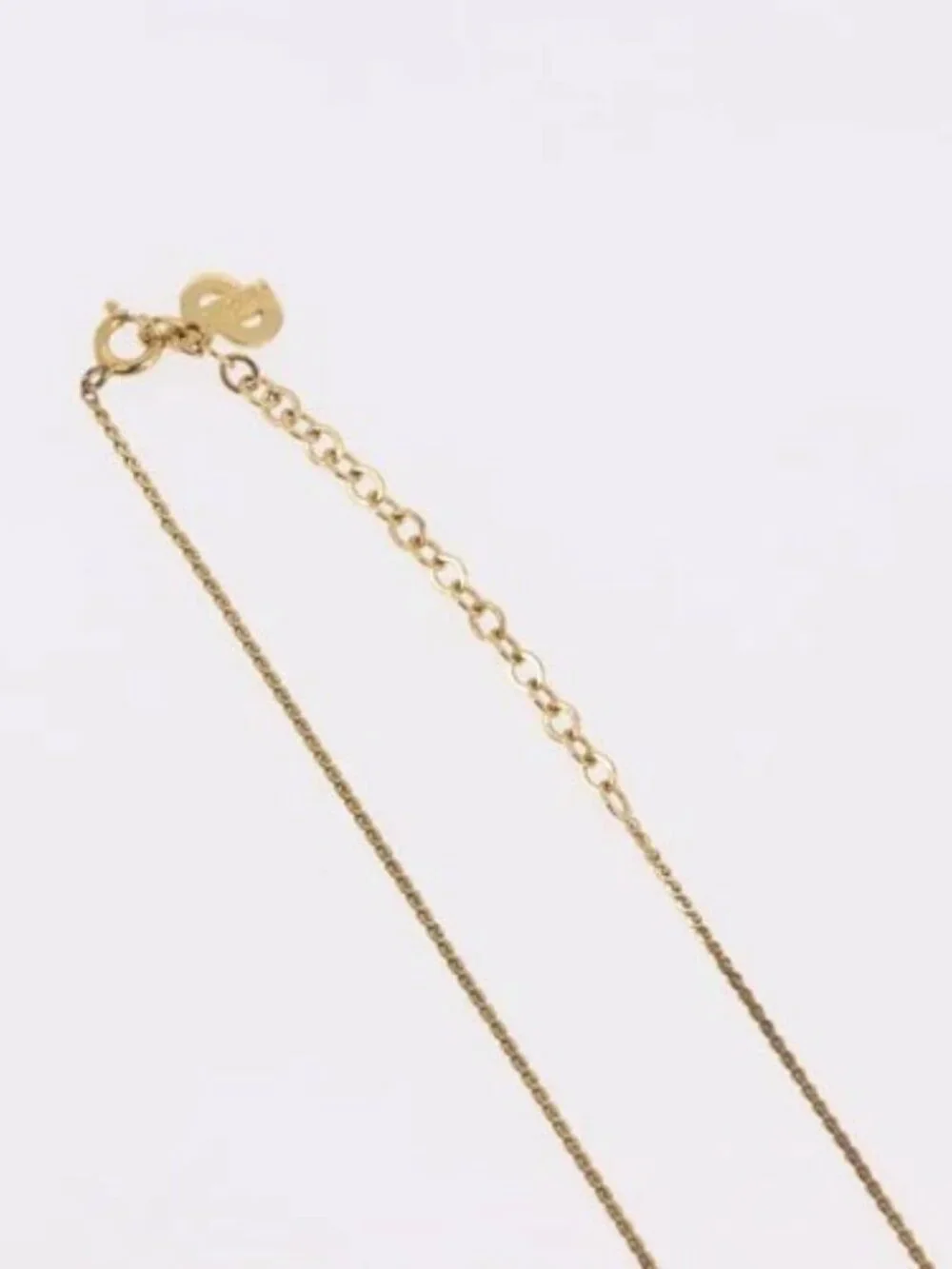 Dior brand	christian color	gold